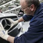 daimler-volvo-considering-engine-rd-collab-1.jpg