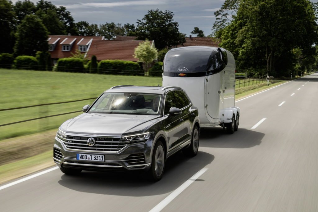 Nuova Volkswagen Touareg 2021, il motore ibrido Plug-in