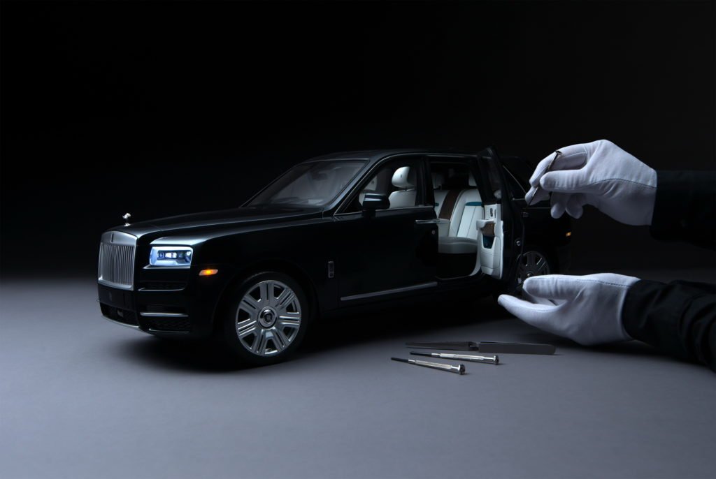 Rolls-Royce Cullinan, il modello in scala 1:8 è da Sogno