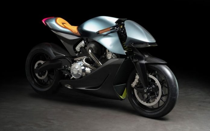 Aston Martin AMB 001, il Test Drive della moto dei sogni