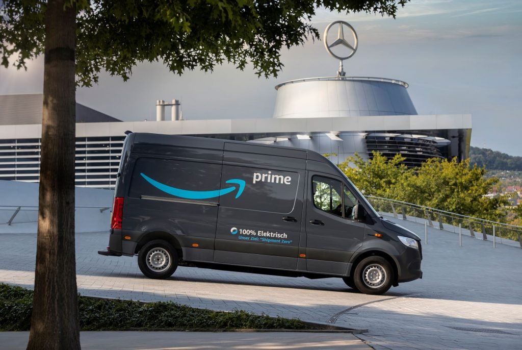 Mercedes-Benz e Amazon insieme per la mobilità Green