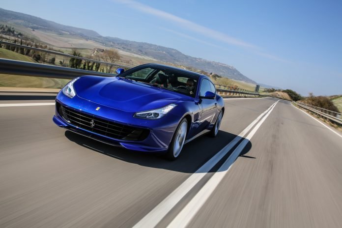 Ferrari GTC4Lusso stop alla produzione in attesa del SUV Purosangue