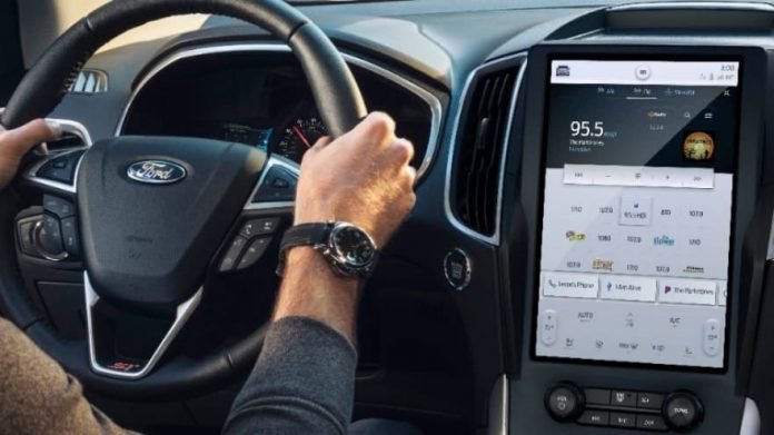 Nuova Ford Edge 2021, arriva il Touchscreen centrale da 12 Pollici