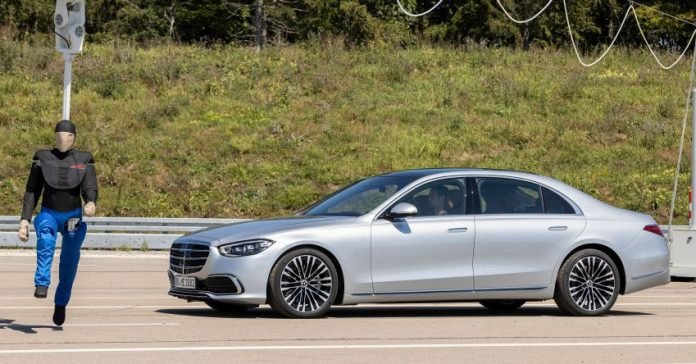 Mercedes-Benz abbandona gli investimenti nella Guida Autonoma