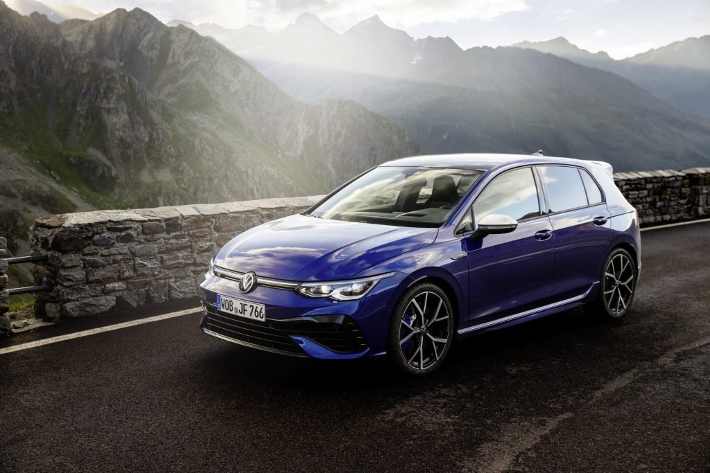 Nuova Volkswagen Golf 8 R 2021, Dati tecnici e Anticipazioni
