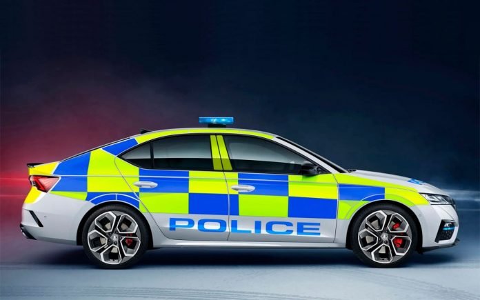 Nuova Skoda Octavia RS 2021, la versione della Polizia inglese