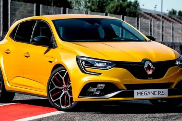 Renault Megane RS, nel 2023 addio al modello