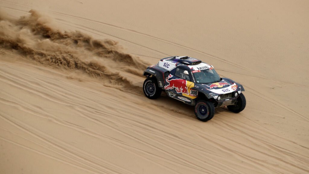 Mini vince la Dakar 2021 con Peterhansel | Moto Honda è regina