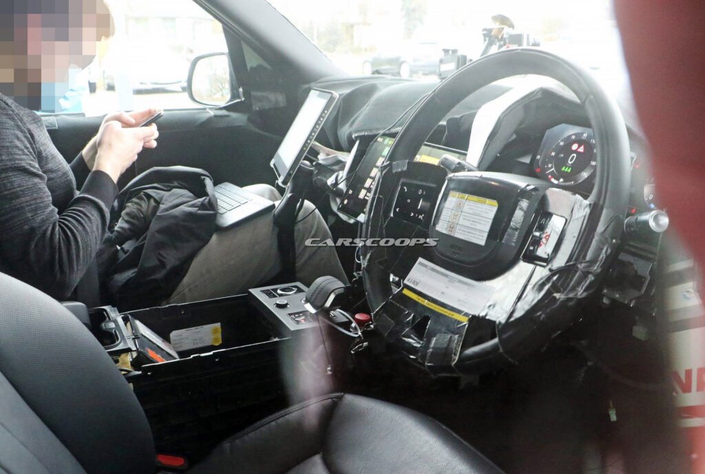 Nuova Range Rover 2022, gli Interni in Anteprima