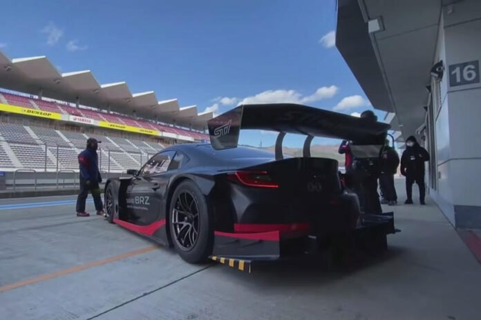 Nuova Subaru BRZ GT300 2022, 300CV di cattiveria [VIDEO]