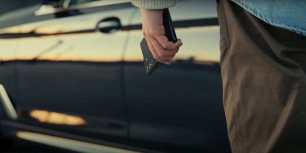 Nuovo Samsung Galaxy S21 è chiave digitale per l'Auto