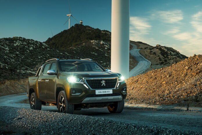 Nuovo Peugeot Landtrek Pickup 2021, pronto per l'Africa