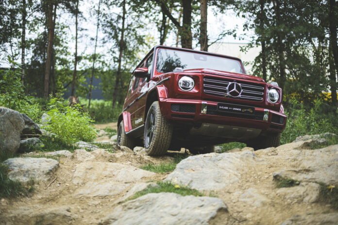 Mercedes-Benz richiama 1,4 Milioni di auto per la chiamata d'emergenza