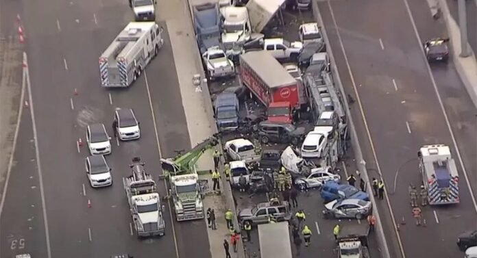 In Texas incidente da oltre 75 mezzi, 4 morti [VIDEO]