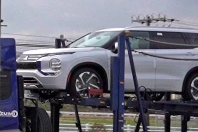 Nuova Mitsubishi Outlander 2022, le foto in Anteprima Esclusiva