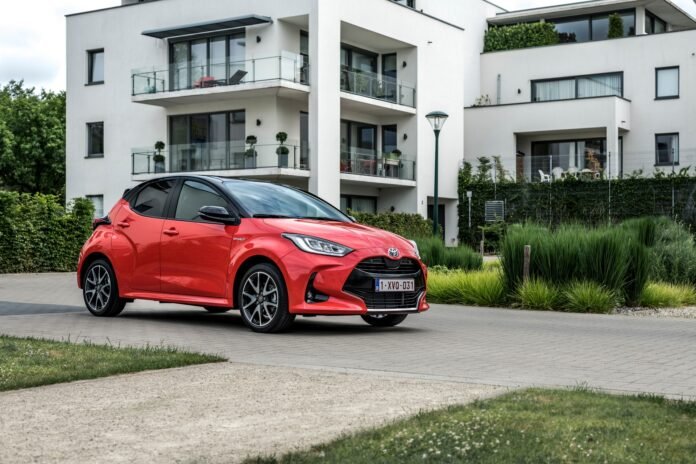 La nuova Toyota Yaris è auto dell'anno 2021