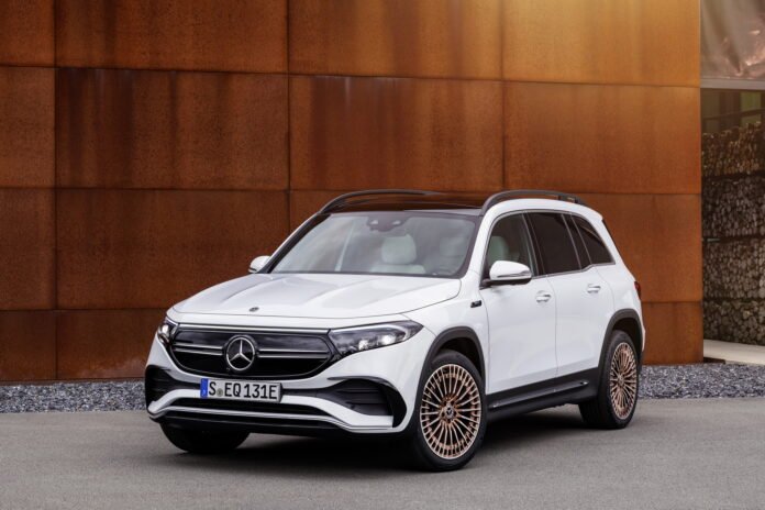Nuova Mercedes-Benz EQB 2021, la GLB diventa 100% elettrica