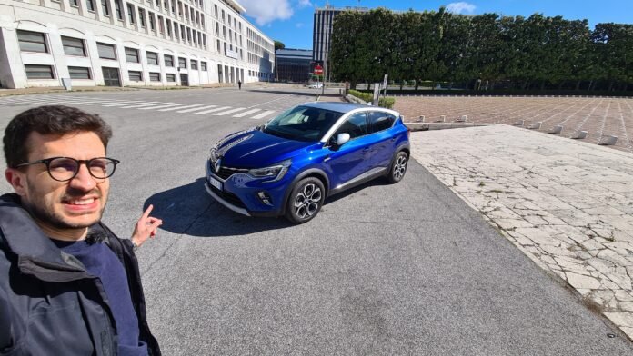 Renault Captur E-Tech ibrida 160 CV | Prova su strada