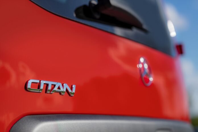 Nuovo Mercedes-Benz Citan 2022, ecco gli ADAS, quando esce