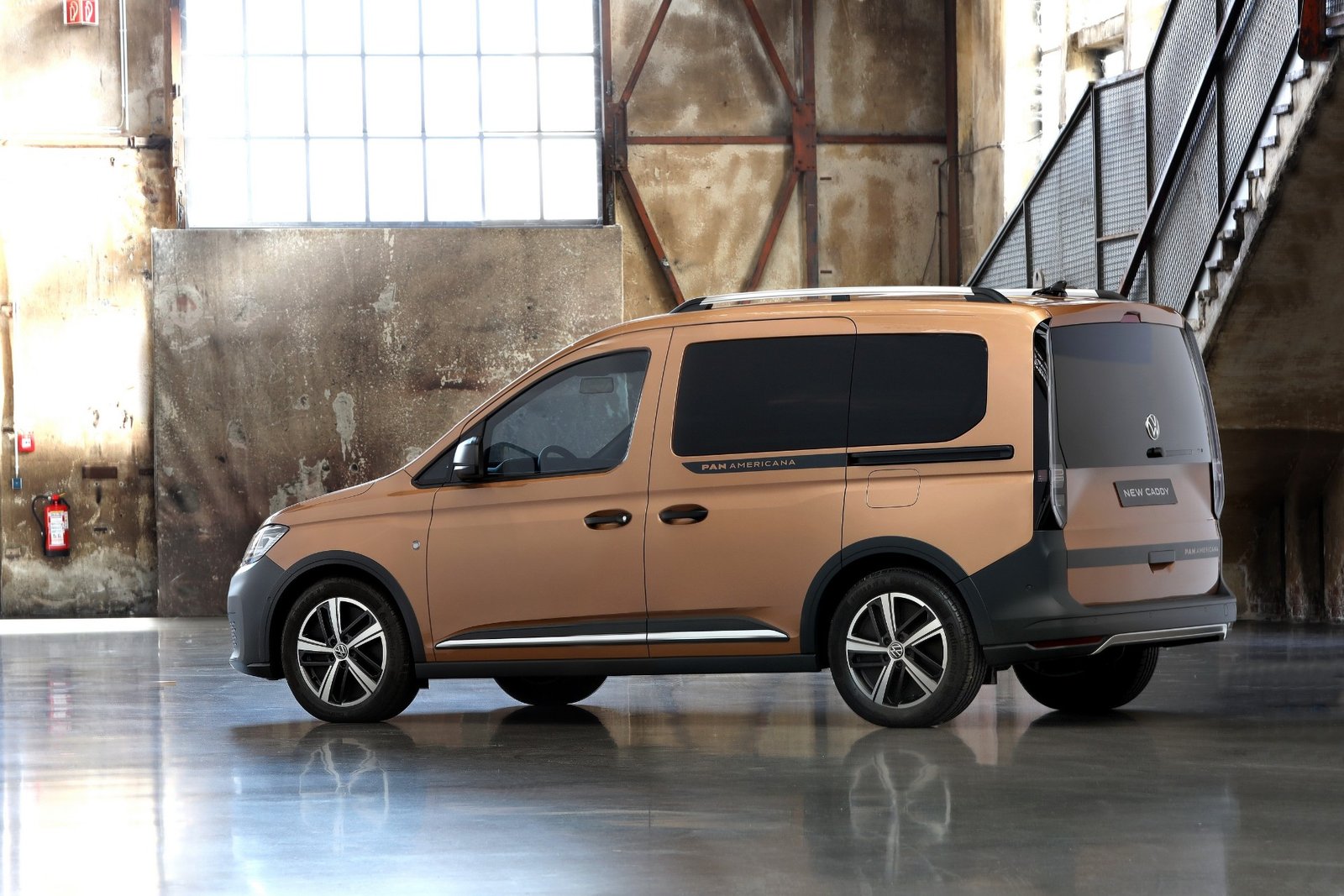 Caddy volkswagen магнитола