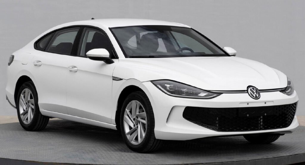 Nuova Volkswagen Lamando 2022, la Arteon low cost per la Cina