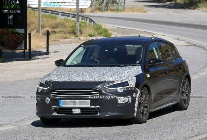 Nuova Ford Focus 2022, il Restyling nelle foto spia