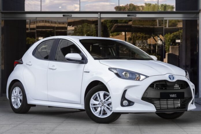 Nuova Toyota Yaris ECOVan 2022, ibrido diventa furgone