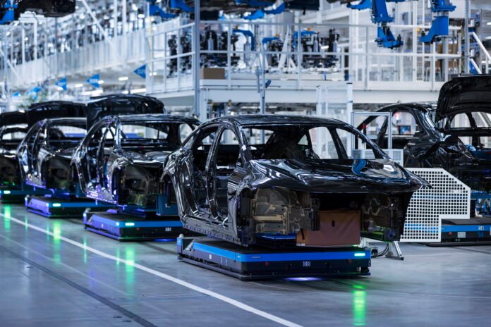 La crisi dei Chip costa 210 miliardi all'Automotive