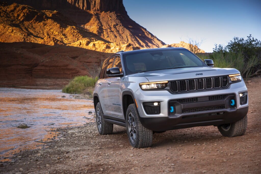 Nuova Jeep Grand Cherokee 2022, Dati tecnici, Interni, Foto