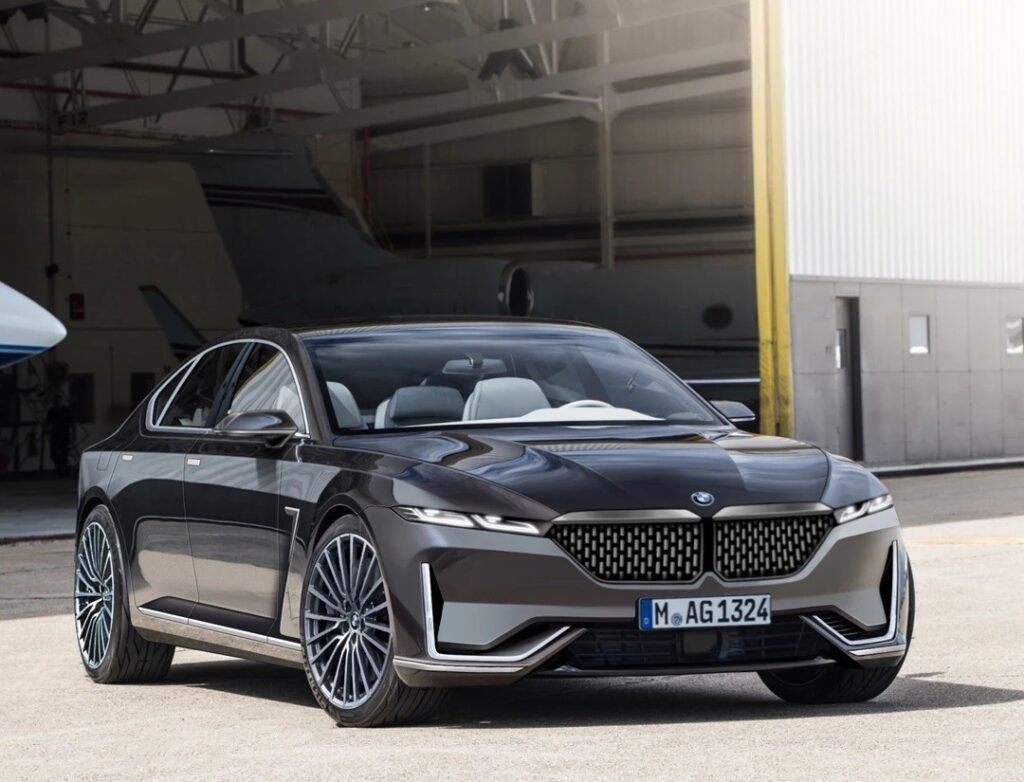 Nuova BMW Serie 7 2023, Rendering definitivo