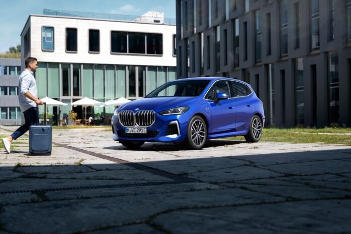 Nuova BMW Serie 2 Active Tourer 2022, Foto, Motori, Uscita