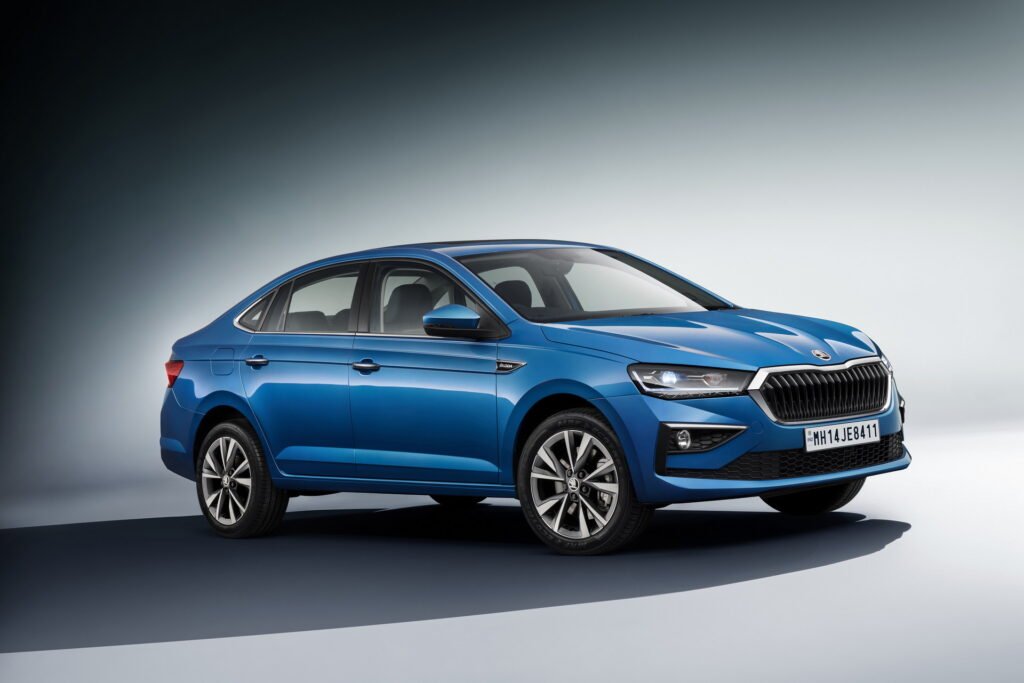 Nuova Skoda Slavia 2022: la berlina low cost