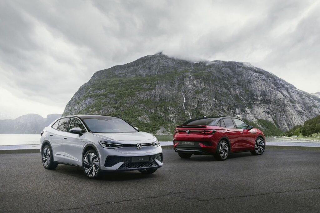 Nuove Volkswagen ID.5 e ID.5 GTX 2022: il SUV elettrico