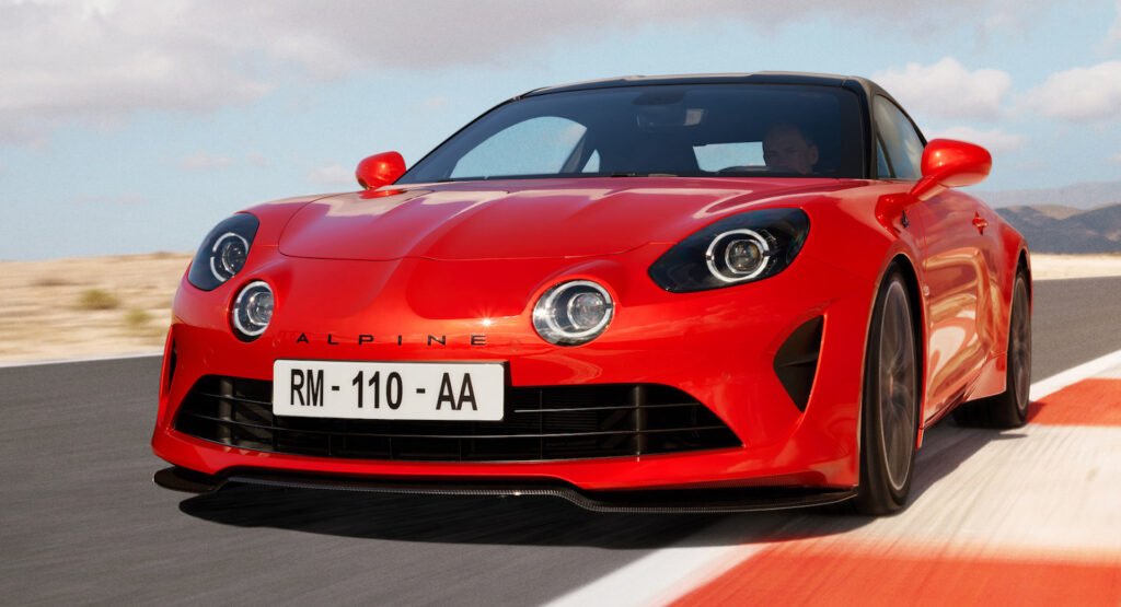 Nuova Alpine A110 2022: arriva Apple CarPlay in attesa dell'elettrico