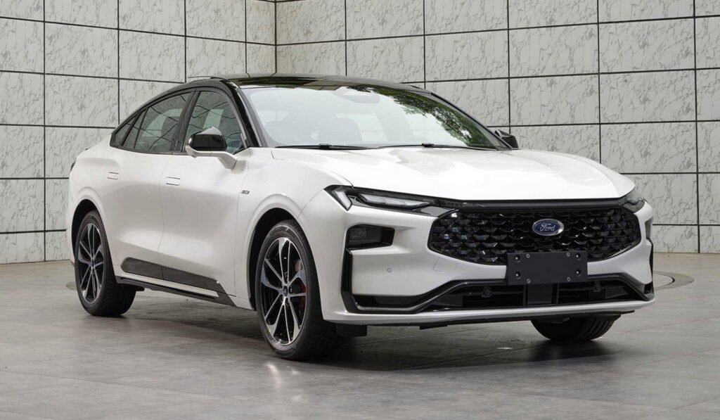 Nuova Ford Mondeo 2022: la versione per la Cina