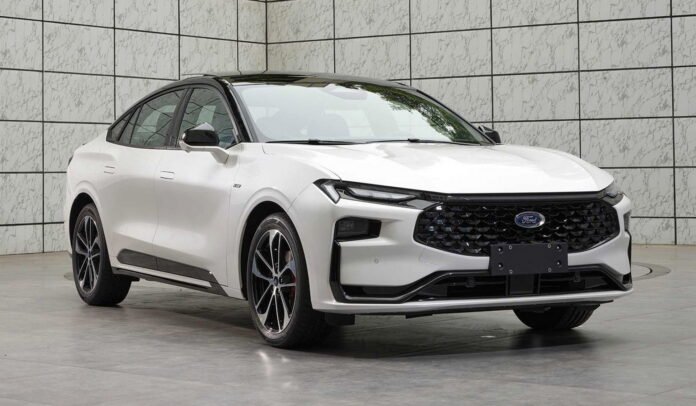 Nuova Ford Mondeo 2022: la versione per la Cina