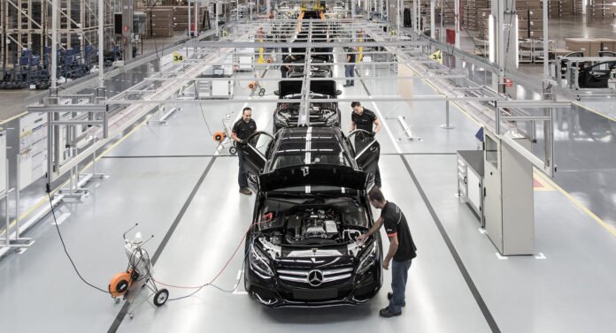 Mercedes-Benz ai dipendenti un un bonus da 6.000 €