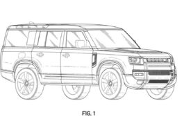 Nuova Land Rover Defender 130 2022: le foto spia senza veli