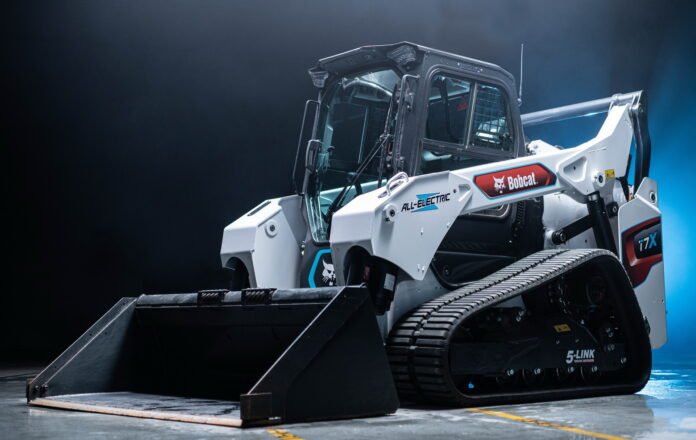 Bobcat presenta la prima scavatrice elettrica