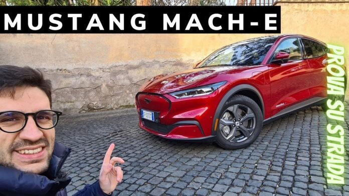Ford Mustang Mach-E 294 CV RWD 98 kWh | Prova su Strada [VIDEO]