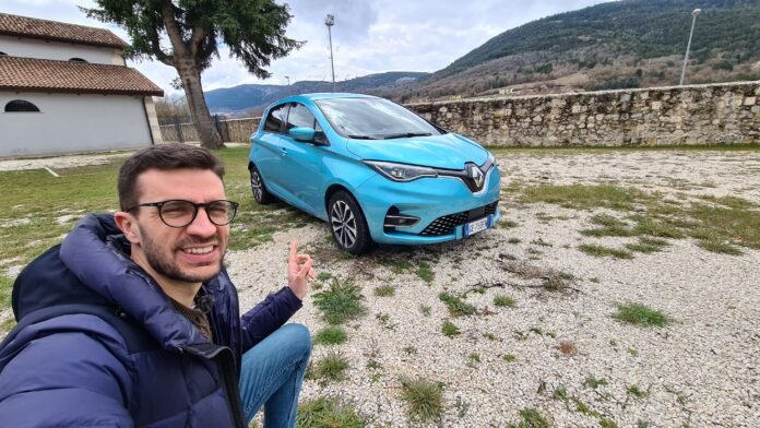 prova renault zoe elettrica 2022
