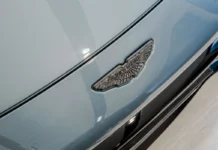 Aston Martin Vantage Zagato: quando i sogni sono più testardi delle difficoltà