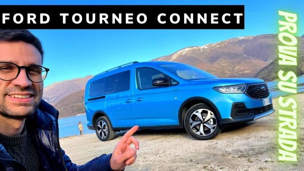 Ford Tourneo Connect 122CV 2023: Prova su Strada [VIDEO]