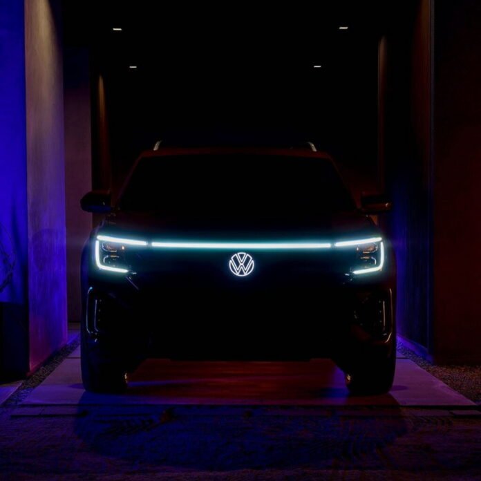 https___www.carscoops.com_wp-content_uploads_2023_02_2024-VW-Atlas-Cross-Sport-Teaser-1-1024x1024