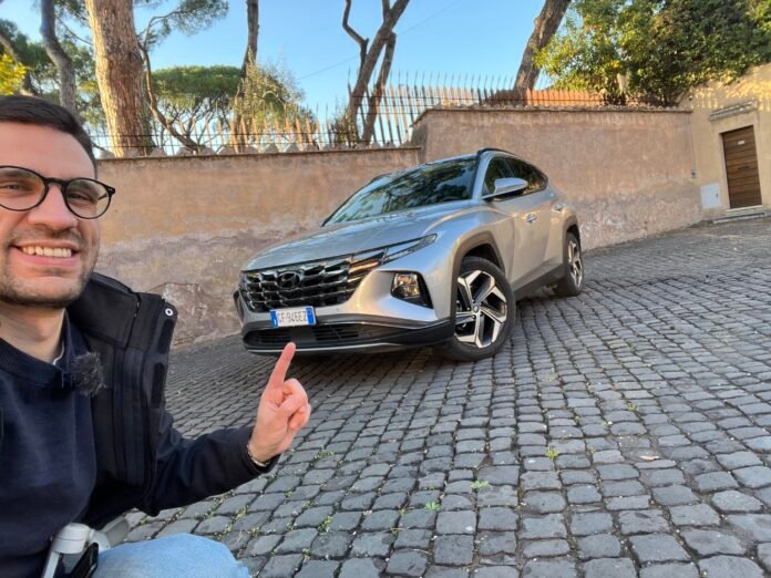 Hyundai Tucson PlugIn 2023: Prova su strada