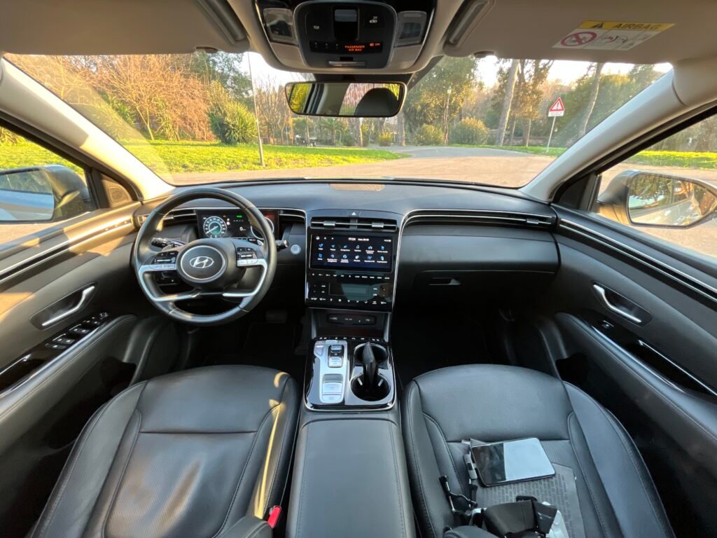 Hyundai Tucson PlugIn 2023: Prova su strada