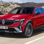 https___www.carscoops.com_wp-content_uploads_2023_05_Renault-Austral-Coupe-Rendering-Red-CarScoops-1-1024×576