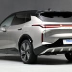 lynk-co-08-2023-oficzialno-predstavlen-bolshoj-krossover